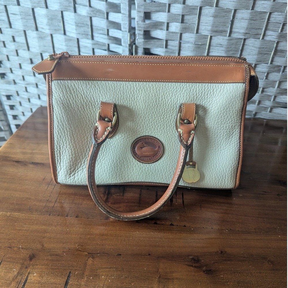 Vtg Dooney & Bourke Satchel Cream Tan All Weather Leather Structured USA Made